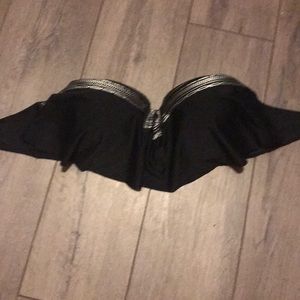 Strapless bikini top